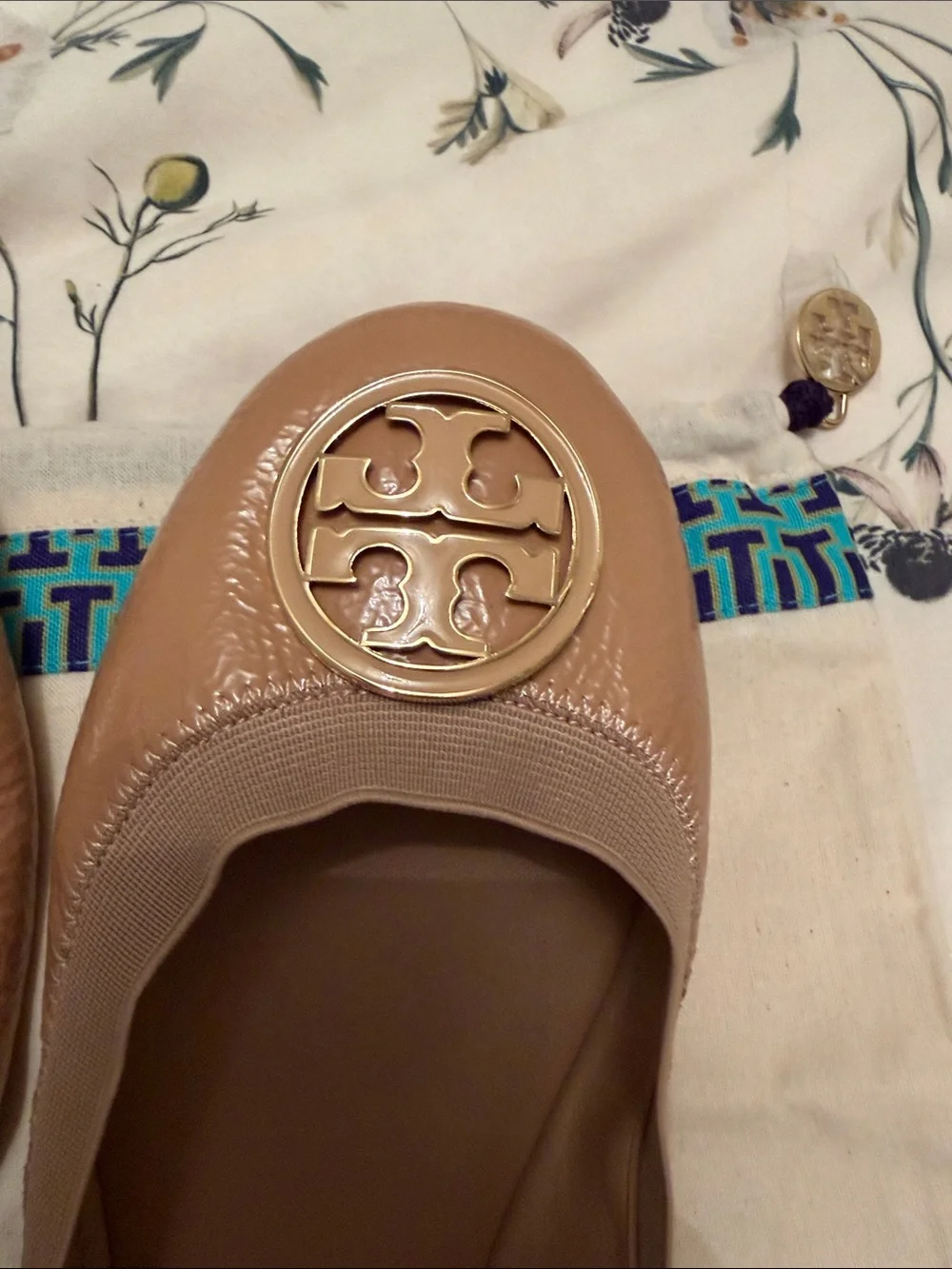 Tory Burch “Caroline” Beige/Tan Ballet Flats